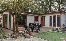 Chalet Rust-Ique